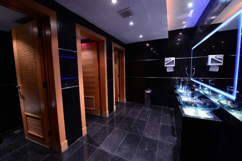 Obaer Hotel Riyadh Exterior photo